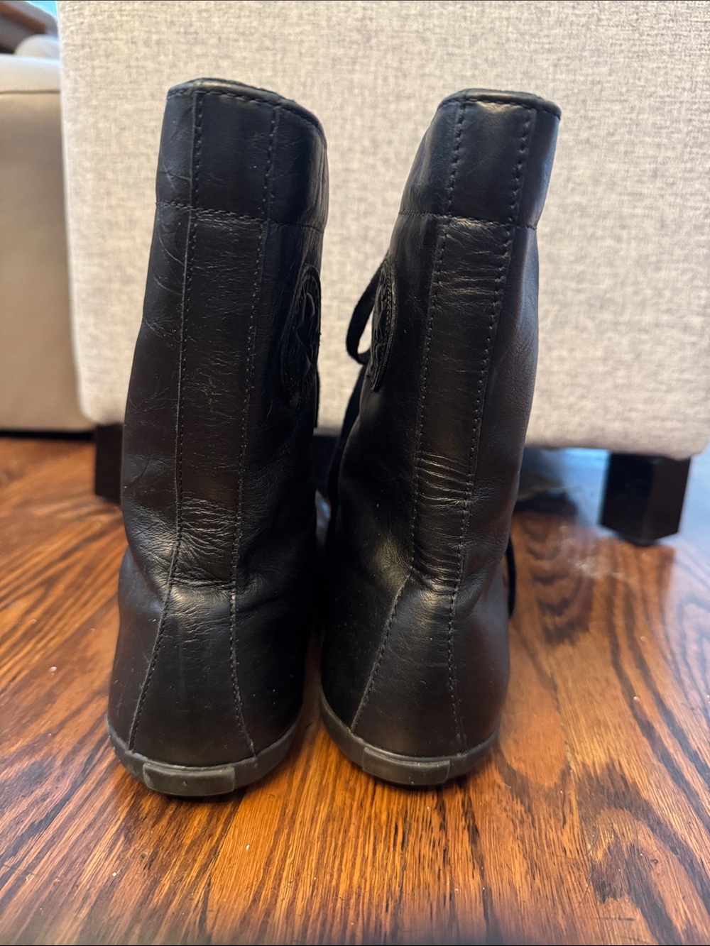 Black Leather Mid-Calf Women's Converse - Picture 4 of 5